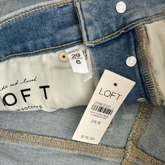 NWT Destructed frayed hem Button Fly High Rise Skinny Jeans Light Wash  sz 29/8 - Picture 9 of 16